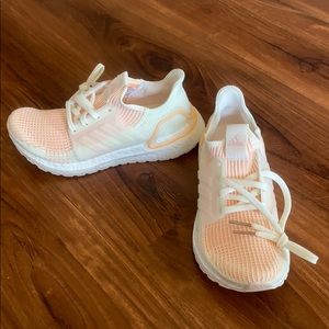 Women’s Adidas ultraboost BRAND NEW w/tags